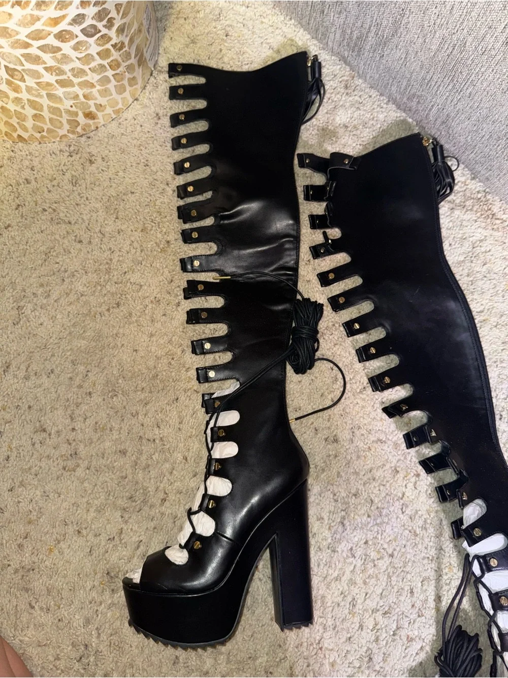 NWT Nelly Bernal “Anarchy” Thigh-High Platform Boots – Size 8